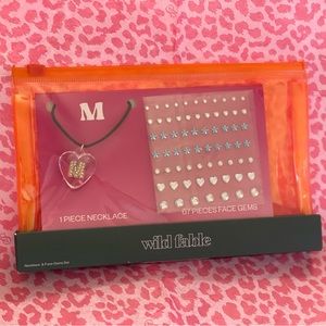 NWT Acrylic Heart with Face Gems Pendant Necklace - Wild Fable (Letter M)